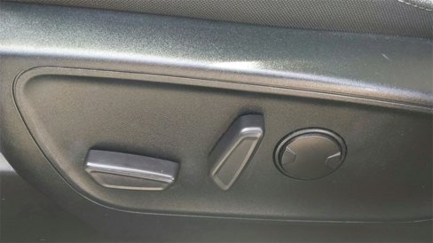 Used 2022 Ford Escape SE image 19