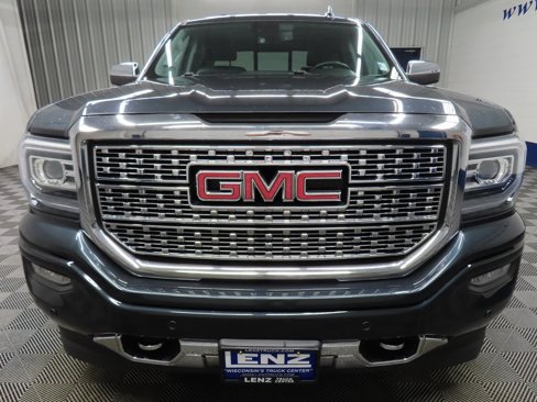 Used 2018 GMC Sierra 1500 Denali w/ Denali Ultimate Package image 40