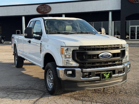 Used 2022 Ford F250 XL w/ Power Equipment Group image 3