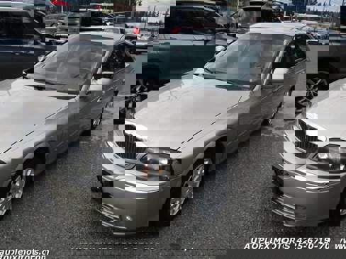 Used 2004 Lincoln LS image 3