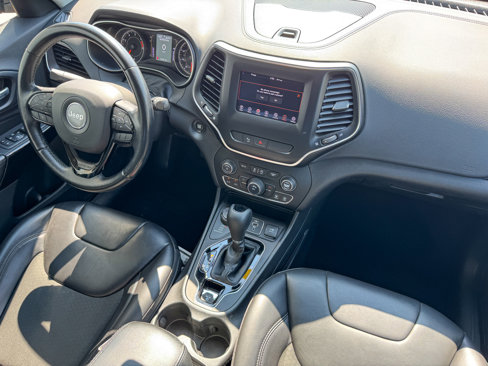 Used 2020 Jeep Cherokee Latitude Plus image 37
