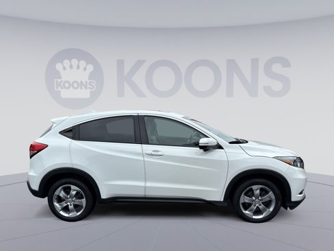 Used 2017 Honda HR-V EX image 8