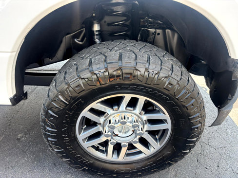 Used 2017 Ford F250 Lariat w/ FX4 Off-Road Package image 16