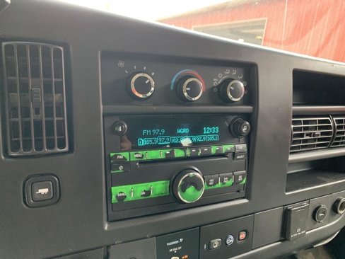 Used 2017 Chevrolet Express 3500 LT w/ LT Preferred Equipment Group image 18