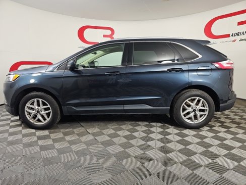 Used 2024 Ford Edge SEL w/ Convenience Package image 3