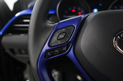 Used 2021 Toyota C-HR Limited image 18
