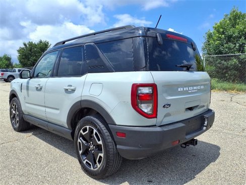 Used 2021 Ford Bronco Sport Outer Banks w/ Outer Banks Package image 8