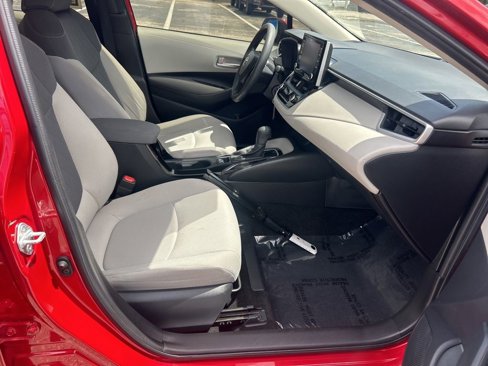 Used 2020 Toyota Corolla LE image 21