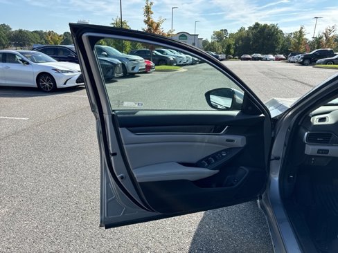 Used 2020 Honda Accord EX-L image 6