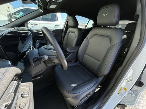 New 2025 Buick Envista Sport Touring w/ Convenience I Package image 18