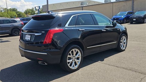 Used 2017 Cadillac XT5 Luxury image 8