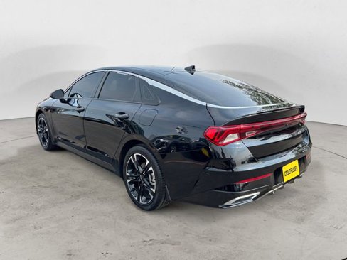 Used 2022 Kia K5 GT-Line image 3