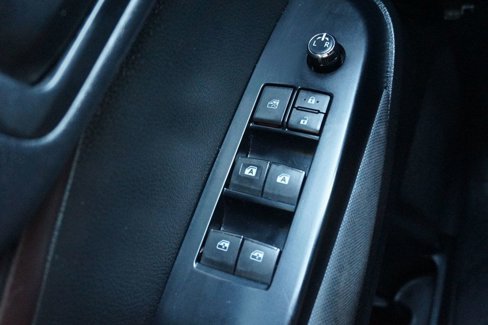 Used 2017 Toyota Highlander FWD V6 image 25