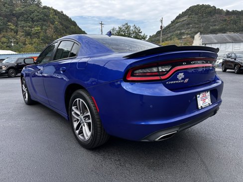 Used 2018 Dodge Charger GT image 3