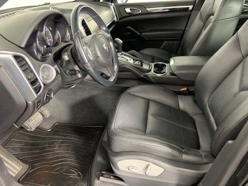 Used 2014 Porsche Cayenne w/ Basic Package image 15