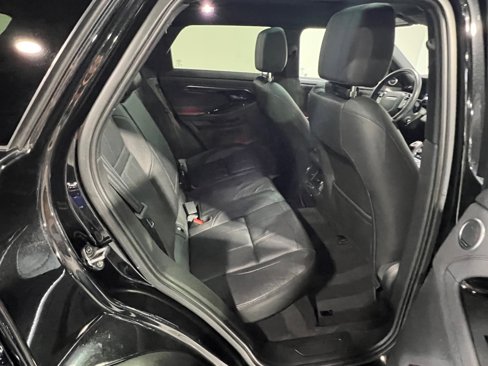 Used 2020 Land Rover Range Rover Evoque SE image 15