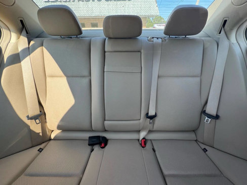 Used 2012 Mercedes-Benz C 300 4MATIC Sedan image 37