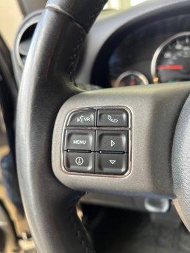 Used 2017 Jeep Wrangler Sport image 26