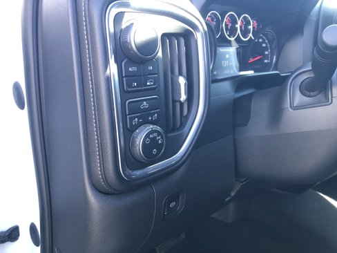 Used 2021 Chevrolet Silverado 1500 LT w/ Bed Protection Package image 16