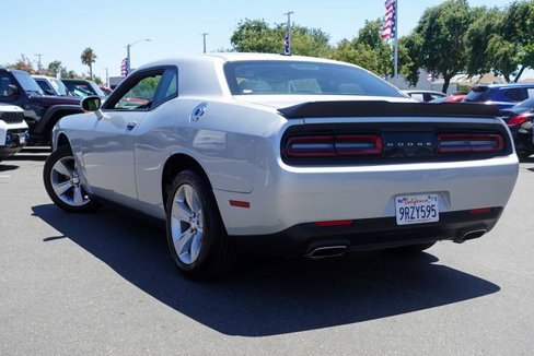 Used 2023 Dodge Challenger SXT image 11