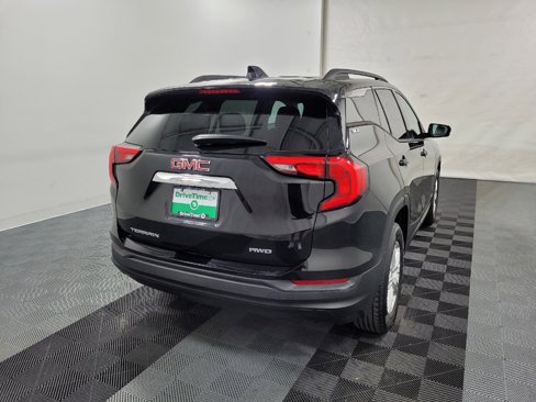 Used 2018 GMC Terrain SLE w/ Driver Convenience Package image 9