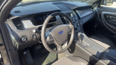 Used 2017 Ford Taurus SEL image 13