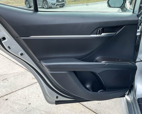 Used 2022 Toyota Camry SE image 20