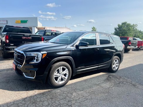 Used 2024 GMC Terrain SLE image 7