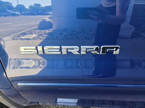 Used 2015 GMC Sierra 1500 SLE w/ SLE Value Package image 7