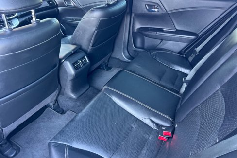 Used 2015 Honda Accord Touring image 9