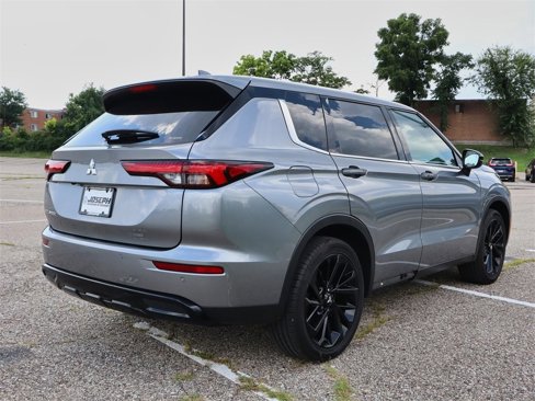 Used 2022 Mitsubishi Outlander SEL Black Edition image 5