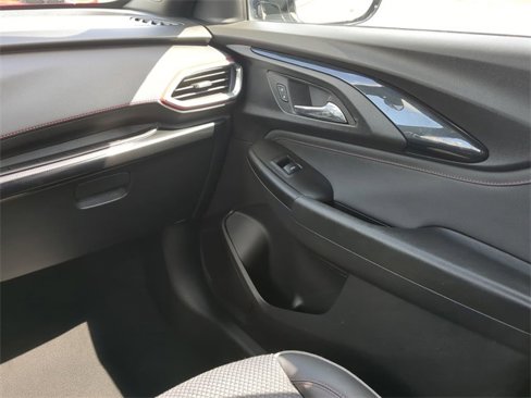 Used 2023 Chevrolet TrailBlazer RS image 18