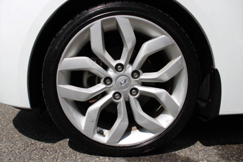 Used 2013 Hyundai Veloster w/ Style Pkg image 20