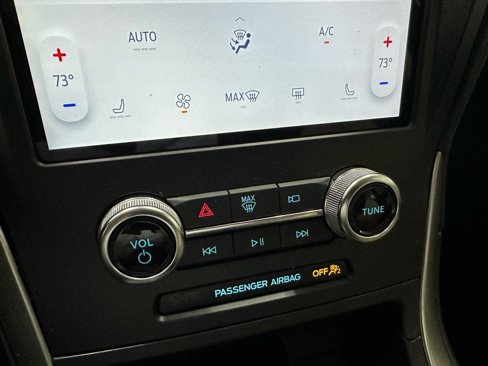 Used 2024 Ford Edge SEL w/ Convenience Package image 48