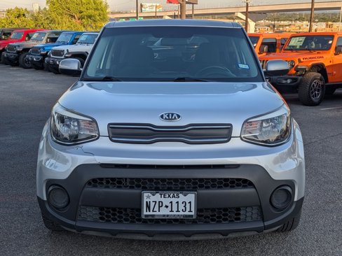Used 2018 Kia Soul image 2