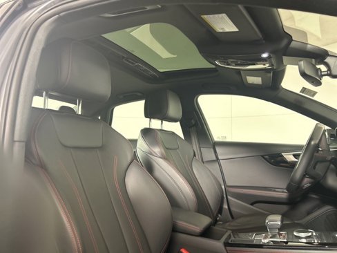 Used 2018 Audi A4 2.0T Premium Plus w/ Premium Plus Package image 11