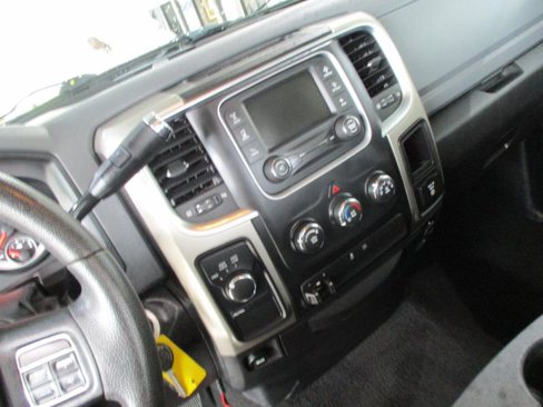 Used 2014 RAM 2500 SLT w/ Popular Equipment Group image 12
