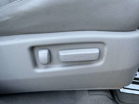 Used 2010 Acura MDX image 26