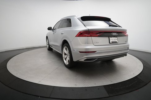 Used 2022 Audi Q8 Premium image 36