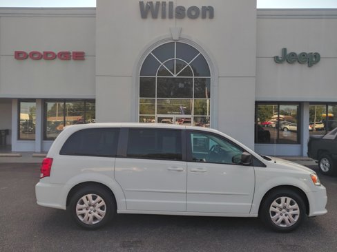 Used 2016 Dodge Grand Caravan SE w/ Quick Order Package 29E SE image 1