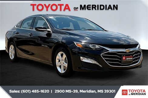 Used 2022 Chevrolet Malibu LT image 1
