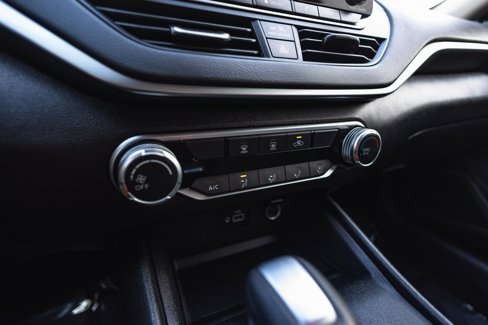 Used 2021 Nissan Altima 2.5 S image 17