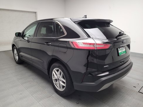 Used 2024 Ford Edge SEL image 5