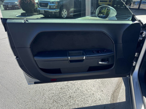 Used 2012 Dodge Challenger SRT8 w/ Premium Sound Group image 12