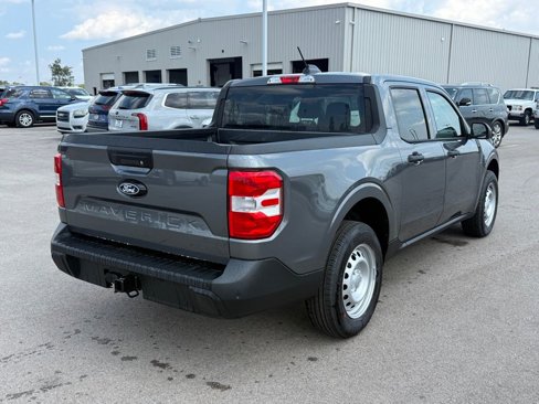 New 2025 Ford Maverick XL image 33