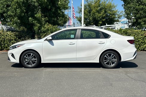 Used 2023 Kia Forte LXS image 7
