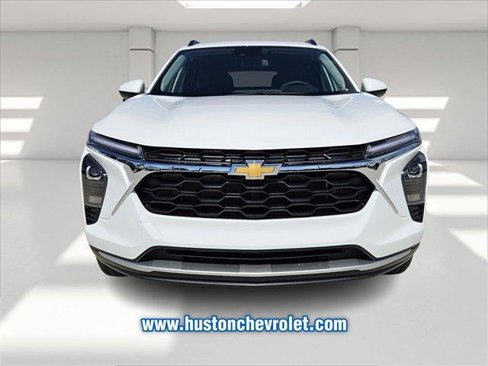 New 2025 Chevrolet Trax LT w/ Driver Confidence Package image 8