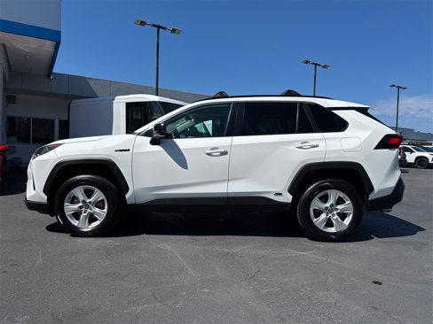 Used 2021 Toyota RAV4 LE image 7
