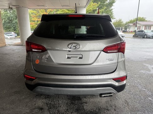 Used 2018 Hyundai Santa Fe Sport image 4