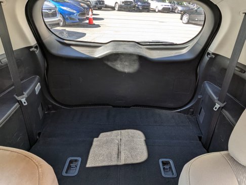 Used 2012 MAZDA MAZDA5 Sport image 9